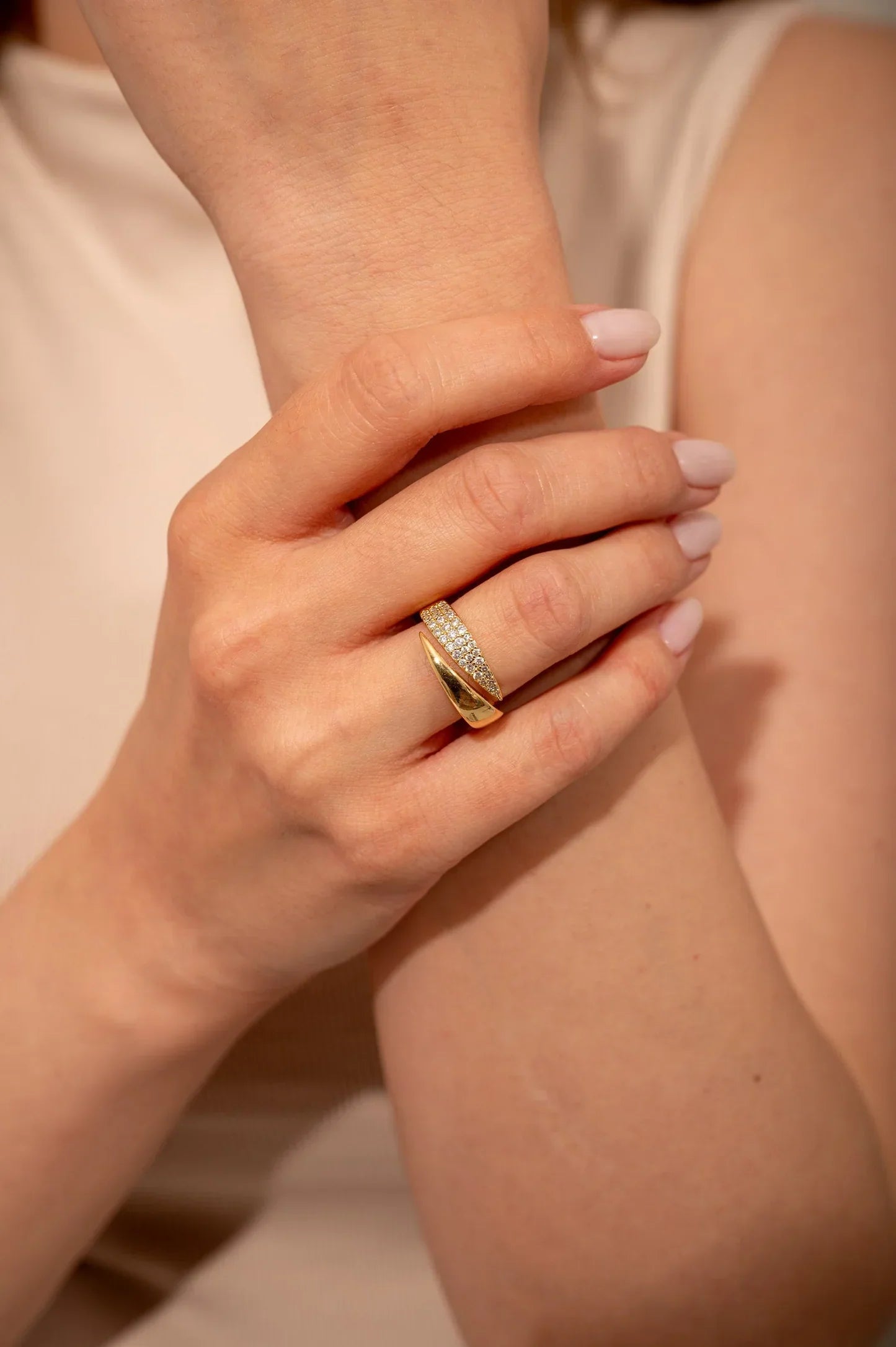 Maison-Lorie™ | Élégante bague avec pierres scintillantes - Maison-Lorie