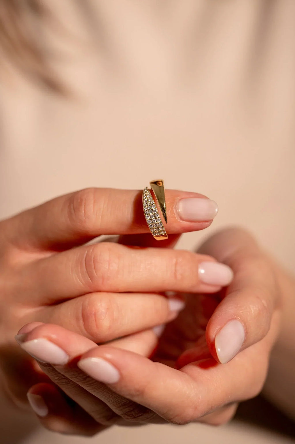 Maison-Lorie™ | Élégante bague avec pierres scintillantes - Maison-Lorie